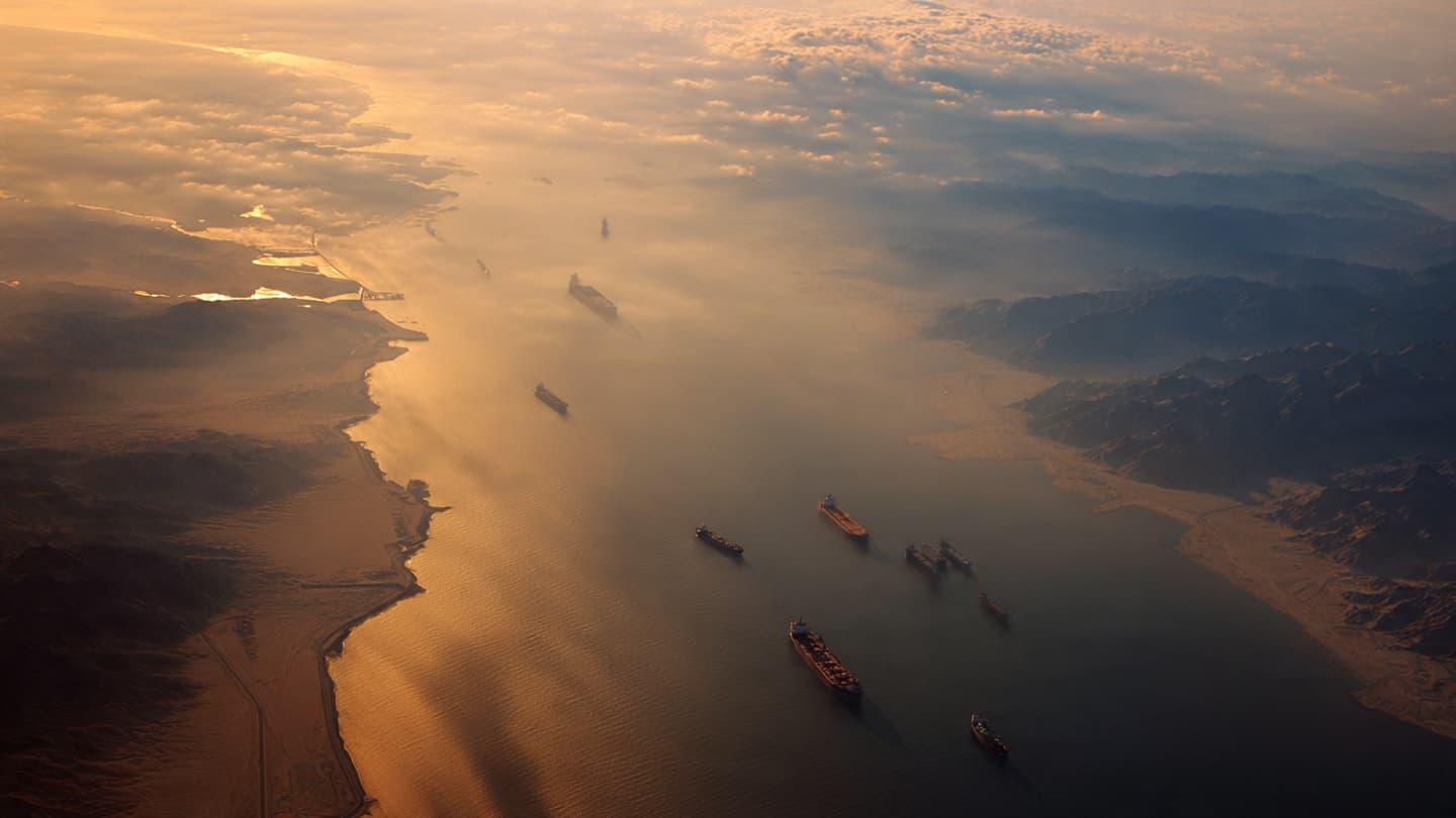 Where Heat Meets Hesitation: Reflections on Trump, Iran, and the Uneasy Stillness Across the Middle East