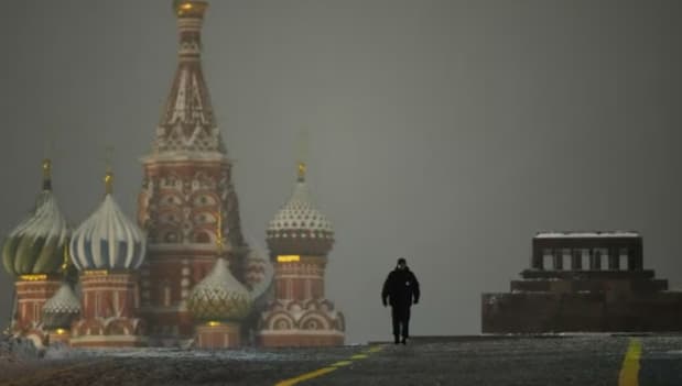 Moscow Airports Shut Down Amid Ukrainian Drone Threat