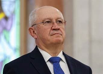 Moldova's Prime Minister Munteanu steps down