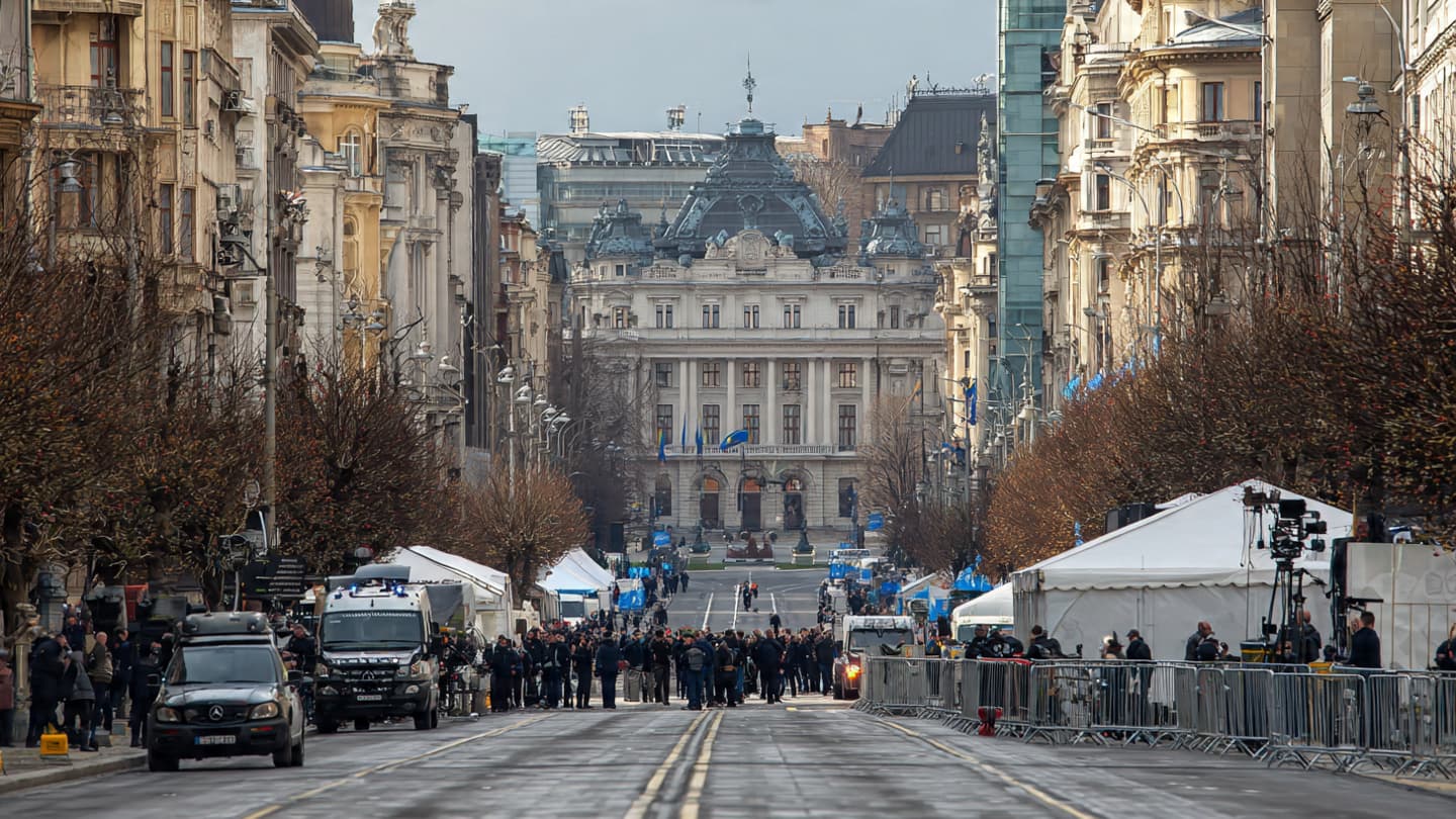 Beneath the Weight of Years: Ukraine, Russia, and the Quiet Possibility of a Meeting