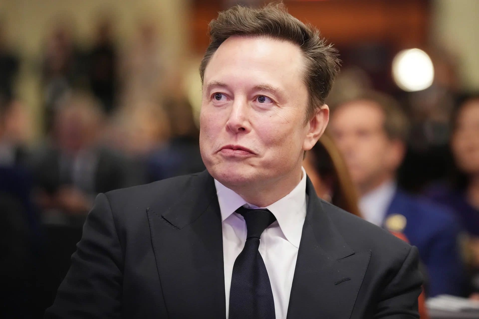 SpaceX-Linked Trading Debut Generates Massive Early Volume