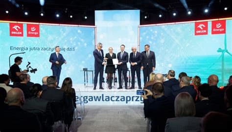 Poland launches first of 11 planned “community forests” around major cities