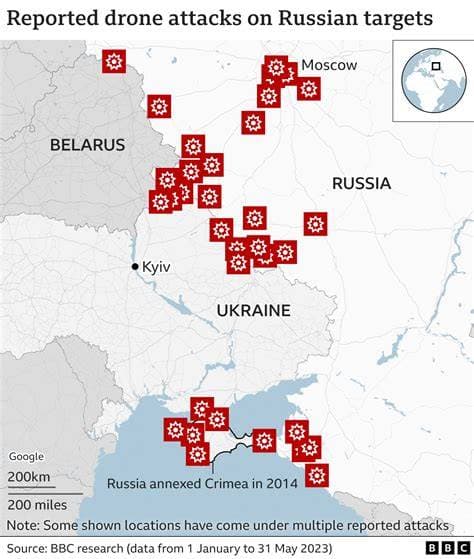 Europe Faces Stray Ukrainian Drones as Kyiv Targets Russian Oil Exports