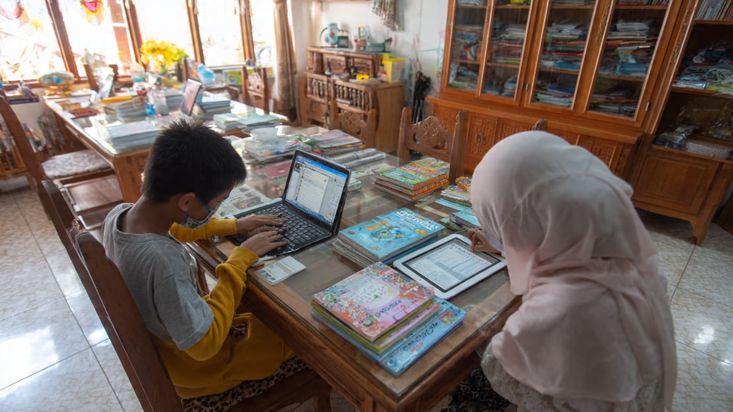 Across Sumatra and Borneo, Haze Turns School Days Quiet as Millions of Students Move Learning Indoors