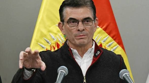 Embattled Bolivia Leader Paz Promises 'To Listen' to Protesters