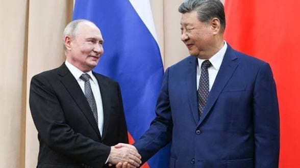Putin and Xi Rally Allies at Kyrgyzstan Summit to Counter US Influence