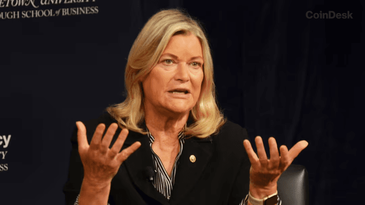Senate Advances Resolution Seeking Greater Oversight of Iran Conflict Decisions
