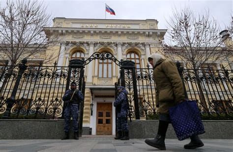 War threatens Russian banking crisis, European intelligence report says