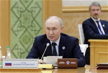 Putin’s Plane Diverted as Drone Alerts Disrupt Moscow Airports