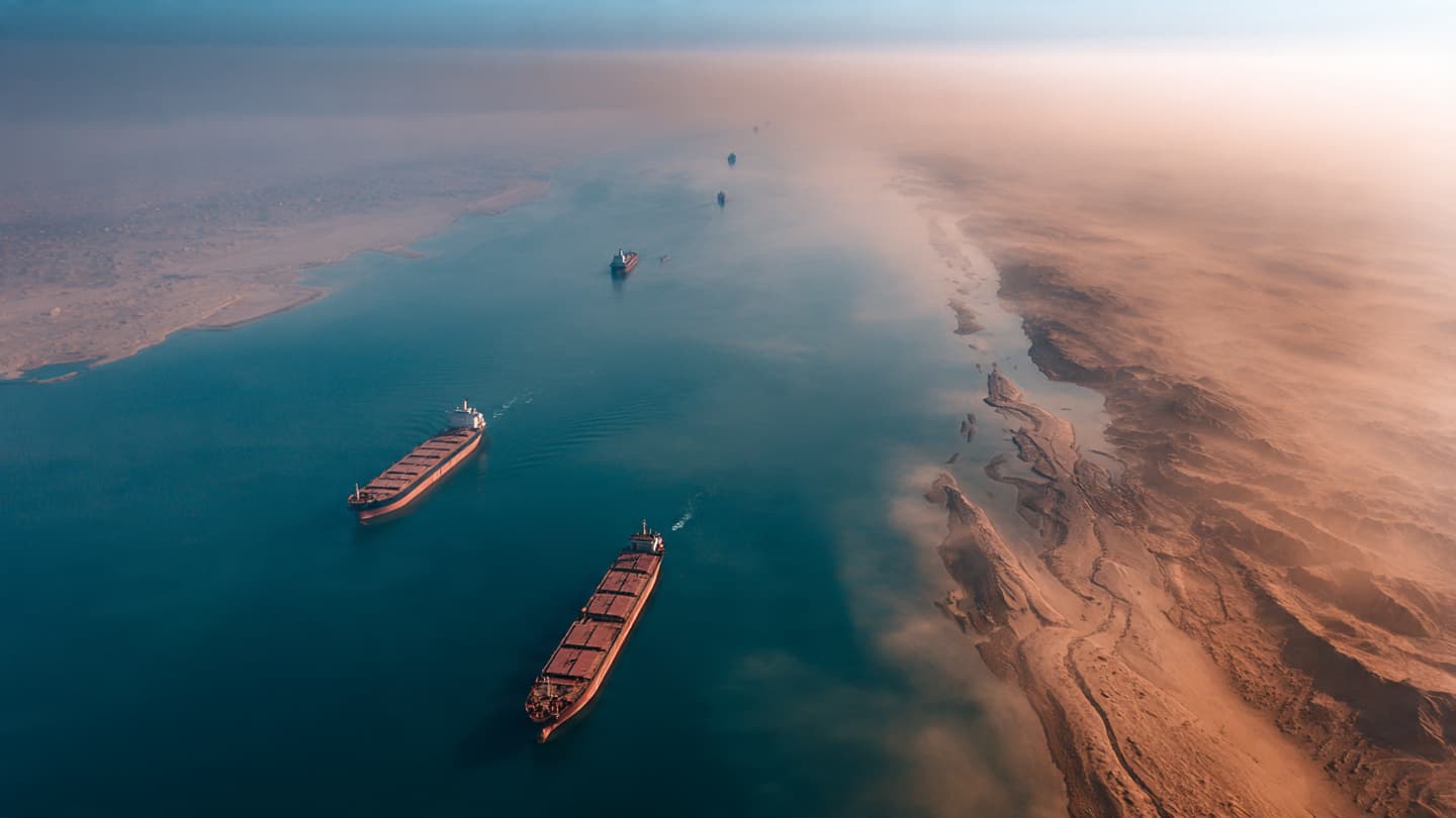 Between Currents, Commerce, and Power: Iran Tightens Its Hold Along the Gulf’s Vital Passage