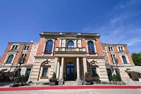 AI-Assisted Staging Draws Boos at Richard Wagner Festival in Germany AI-Assisted Staging Draws Boos at Richard Wagner Festival in Germany