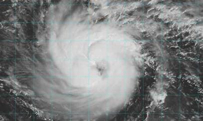 Hurricane Nolo Threatens Hawaii With Life-Threatening Flooding Hurricane Nolo Threatens Hawaii With Life-Threatening Flooding