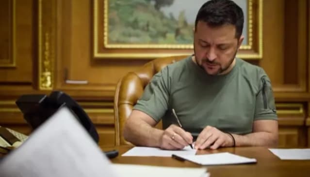 Ukraine Imposes Sanctions on Companies Supplying Russia's Military Industry Ukraine Imposes Sanctions on Companies Supplying Russia's Military Industry
