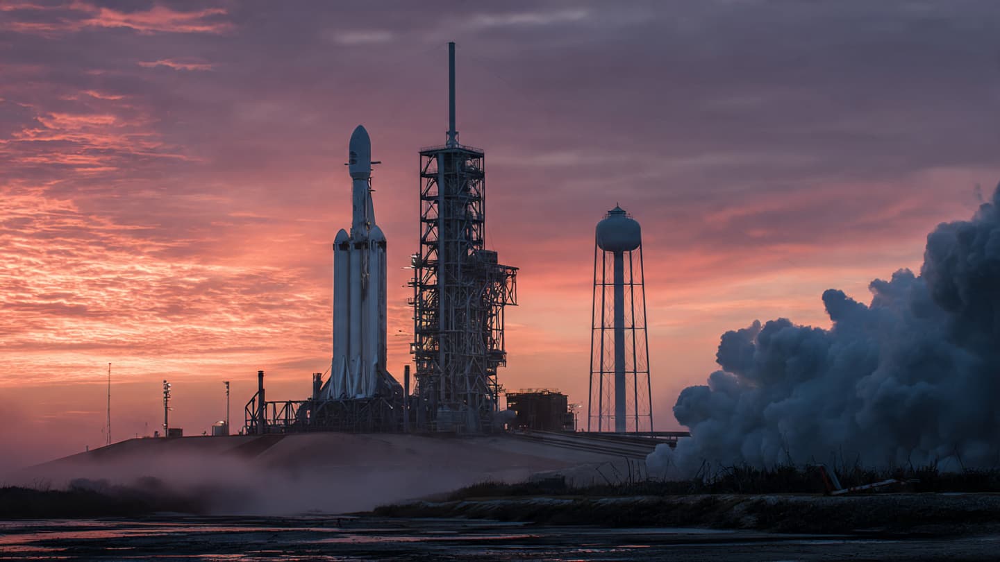 When Engines Ignite Again, What Does Falcon Heavy Carry Forward? When Engines Ignite Again, What Does Falcon Heavy Carry Forward?