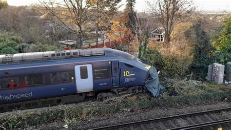 UK Rail Boss Calls for More Funding to Tackle Climate Change After Two Derailments UK Rail Boss Calls for More Funding to Tackle Climate Change After Two Derailments