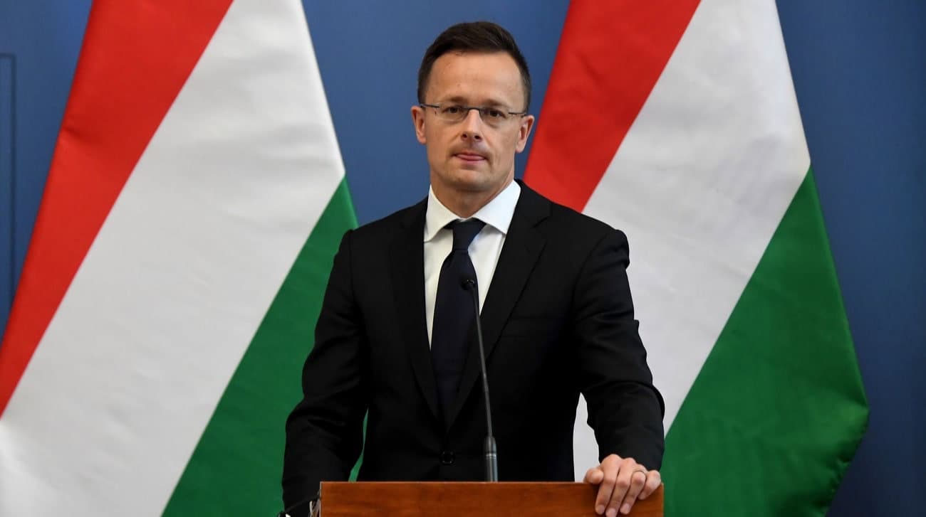 Hungary Steps Back from Electricity Supply Threats to Ukraine, Citing Concern for Hungarians in Zakarpattia Hungary Steps Back from Electricity Supply Threats to Ukraine, Citing Concern for Hungarians in Zakarpattia