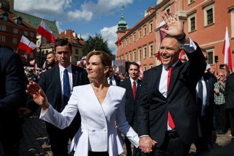 Poland’s President Plans Constitution Rewrite Amid Political Tensions Poland’s President Plans Constitution Rewrite Amid Political Tensions