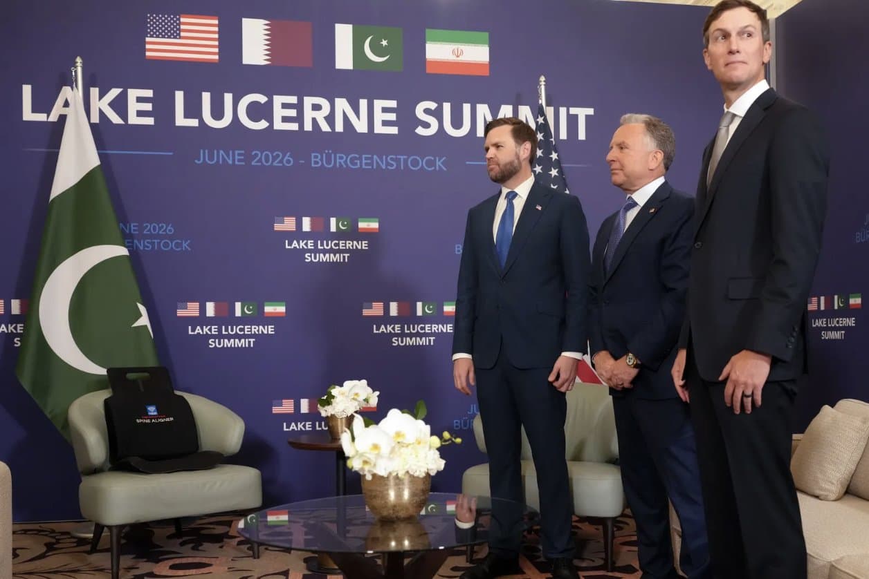 U.S.–Iran Talks Extend Into Second Day as Strait of Hormuz Remains at Center of Global Attention U.S.–Iran Talks Extend Into Second Day as Strait of Hormuz Remains at Center of Global Attention