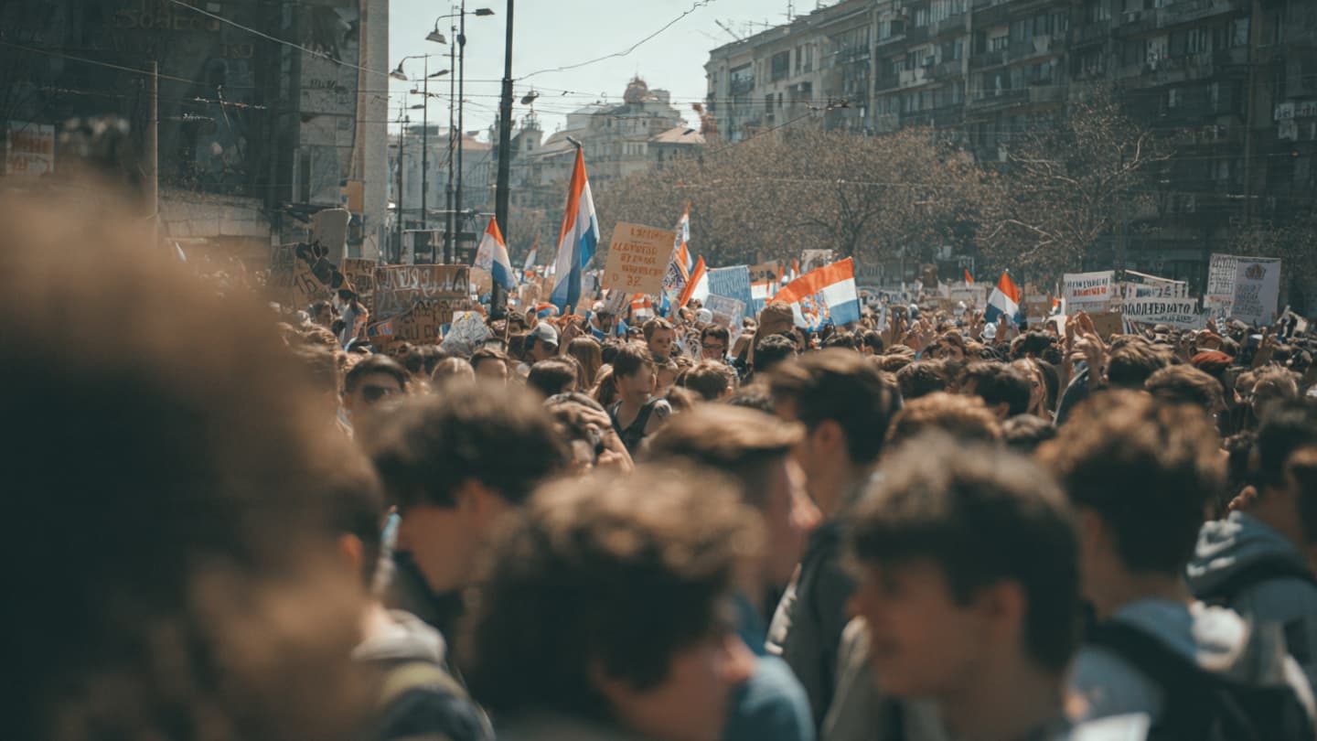 In Belgrade, Frustration Spills Into the Streets With Quiet Determination In Belgrade, Frustration Spills Into the Streets With Quiet Determination