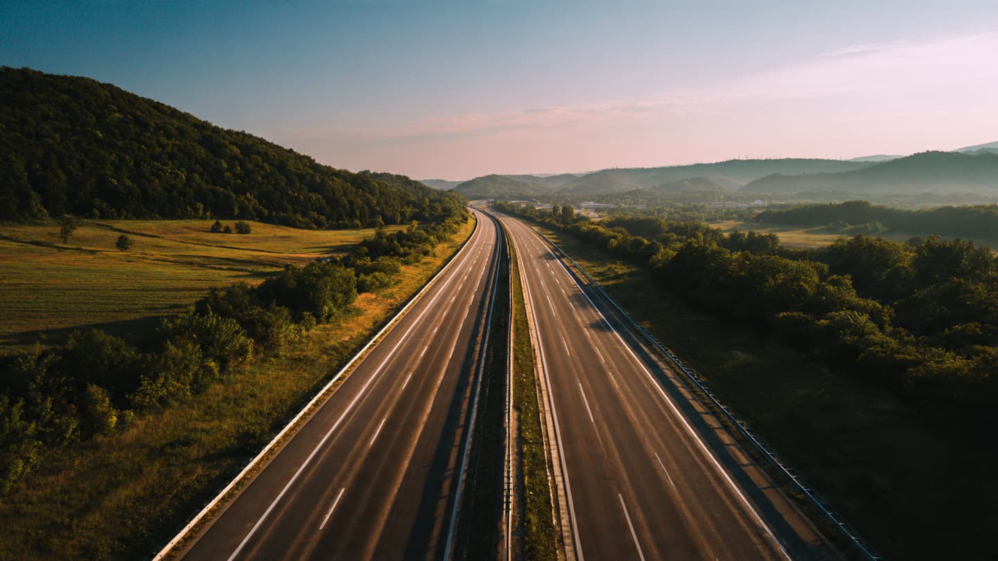 When the Long Road Falls Silent: Reflections on the M8 Motorway Disruption When the Long Road Falls Silent: Reflections on the M8 Motorway Disruption