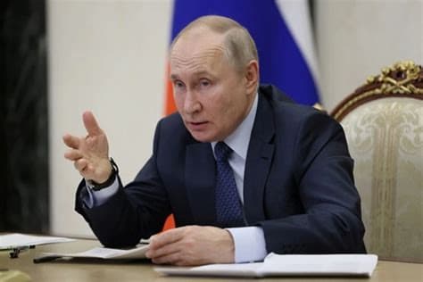 Putin Signs Decree Allowing State Seizure of Businesses Hit by Drones Putin Signs Decree Allowing State Seizure of Businesses Hit by Drones