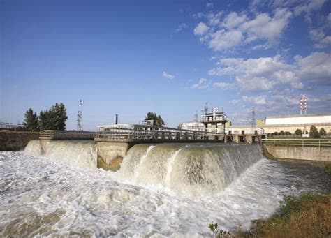 Hungarian PM Orders Danube Water-Level Measures to Keep Cooling Water Flowing at Paks Nuclear Plant Hungarian PM Orders Danube Water-Level Measures to Keep Cooling Water Flowing at Paks Nuclear Plant
