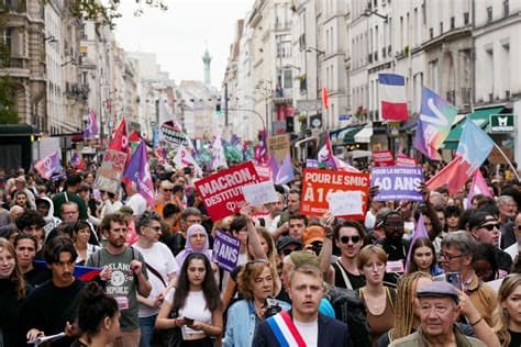 France School Protests Escalate Into “Urban Violence” as Prime Minister Calls Crisis Cabinet Meeting France School Protests Escalate Into “Urban Violence” as Prime Minister Calls Crisis Cabinet Meeting