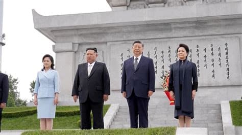 N. Korean officials pay tribute to fallen Chinese soldiers at Friendship Tower N. Korean officials pay tribute to fallen Chinese soldiers at Friendship Tower