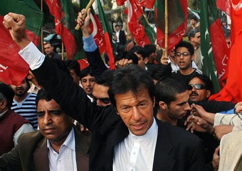 Pakistan Detains 278 Members of Imran Khan’s PTI Party After Emergency Rule Pakistan Detains 278 Members of Imran Khan’s PTI Party After Emergency Rule