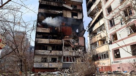 Ukrainian Drone Hits Apartment Building in Russian City of Yekaterinburg, Local Official Says Ukrainian Drone Hits Apartment Building in Russian City of Yekaterinburg, Local Official Says