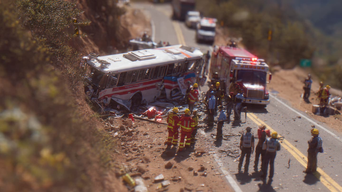 Between Narrow Curves And Heavy Rainfall, Oaxaca Travelers Faced Another Painful Journey’s End Yesterday Morning Between Narrow Curves And Heavy Rainfall, Oaxaca Travelers Faced Another Painful Journey’s End Yesterday Morning