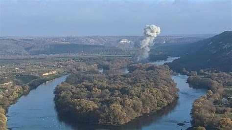 Russian “Banderol” Missile Crosses Into Moldova, Explodes Near Tălmaza Russian “Banderol” Missile Crosses Into Moldova, Explodes Near Tălmaza