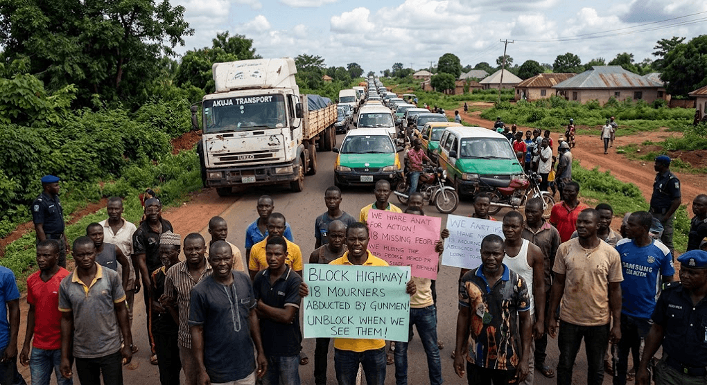 Outrage in Benue: Highway Blocked After Gunmen Kidnap 18 Mourners En Route to Kogi Outrage in Benue: Highway Blocked After Gunmen Kidnap 18 Mourners En Route to Kogi
