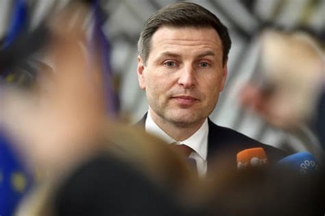 Estonian Defence Minister Resigns Over €70 Million Ukraine Shell Contract Estonian Defence Minister Resigns Over €70 Million Ukraine Shell Contract