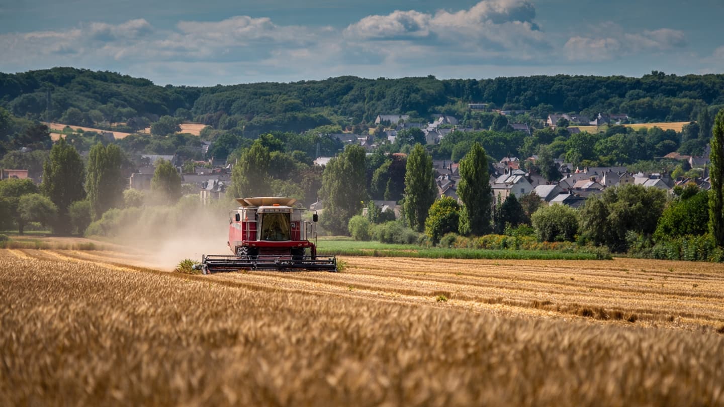 French Agricultural Communities Adapt to New Environmental Challenges French Agricultural Communities Adapt to New Environmental Challenges