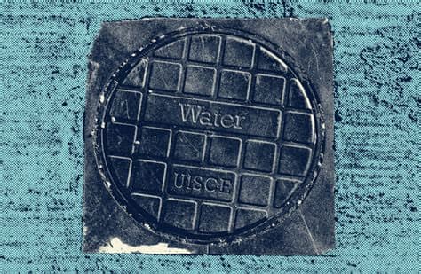 Irish data centres used almost one billion litres of water last year Irish data centres used almost one billion litres of water last year