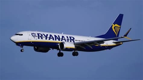 Passenger “nearly sucked out of window mid-air” on Ryanair plane Passenger “nearly sucked out of window mid-air” on Ryanair plane