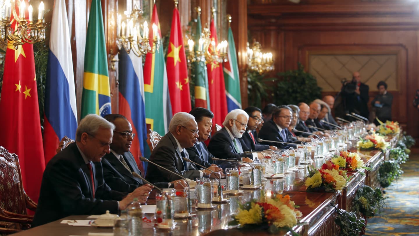 Tehran Looks Eastward as Global Alliances Continue Shifting Tehran Looks Eastward as Global Alliances Continue Shifting