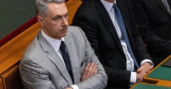 Fidesz Gauges Members’ Opinion on Orbán’s Suitability in Internal Survey Fidesz Gauges Members’ Opinion on Orbán’s Suitability in Internal Survey