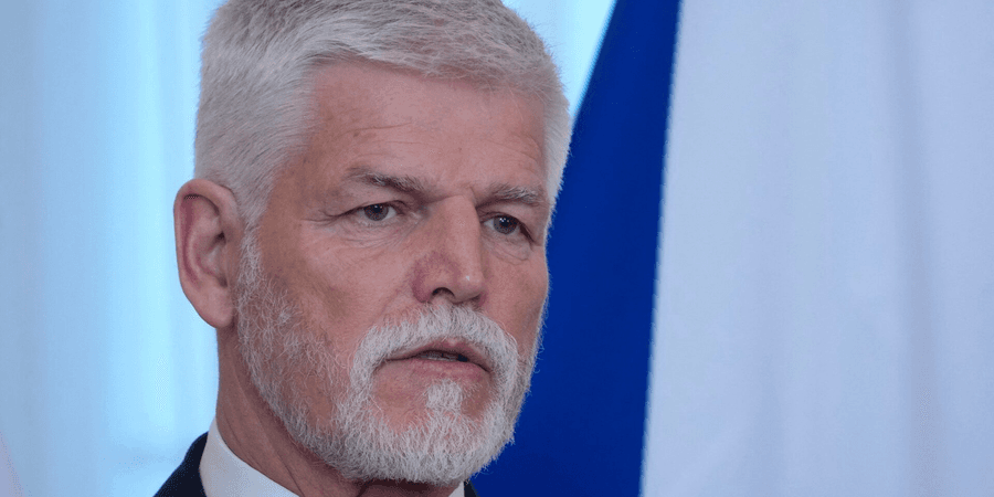 Czech President Urges NATO to ‘Show Its Teeth’ Over Russia’s Provocations Czech President Urges NATO to ‘Show Its Teeth’ Over Russia’s Provocations