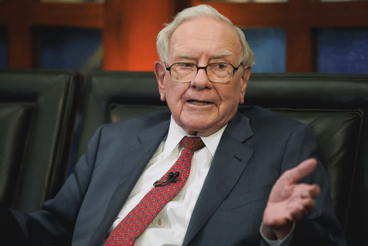 Warren Buffett Converts U.S. Dollars Into Japanese Yen: A Strategic Currency Move Warren Buffett Converts U.S. Dollars Into Japanese Yen: A Strategic Currency Move