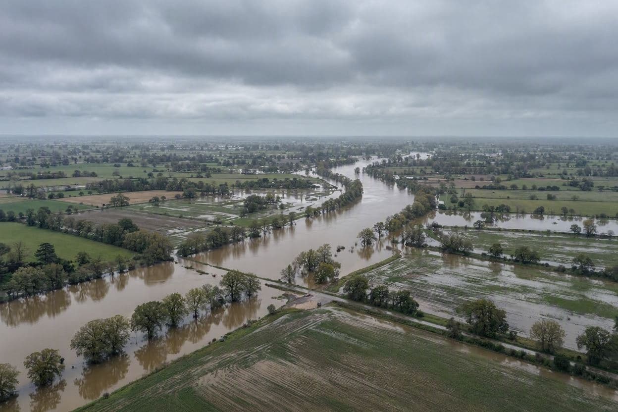 Skies Open Up: US Braces for Week of Dangerous Deluges Skies Open Up: US Braces for Week of Dangerous Deluges