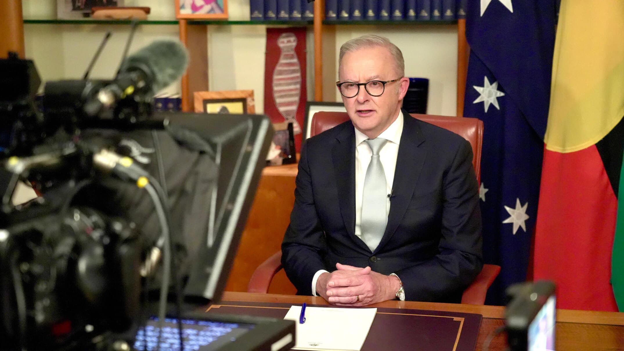 Albanese Urges Australians to 'Live Life as Normal' During Fuel Crisis in Rare National Address Albanese Urges Australians to 'Live Life as Normal' During Fuel Crisis in Rare National Address