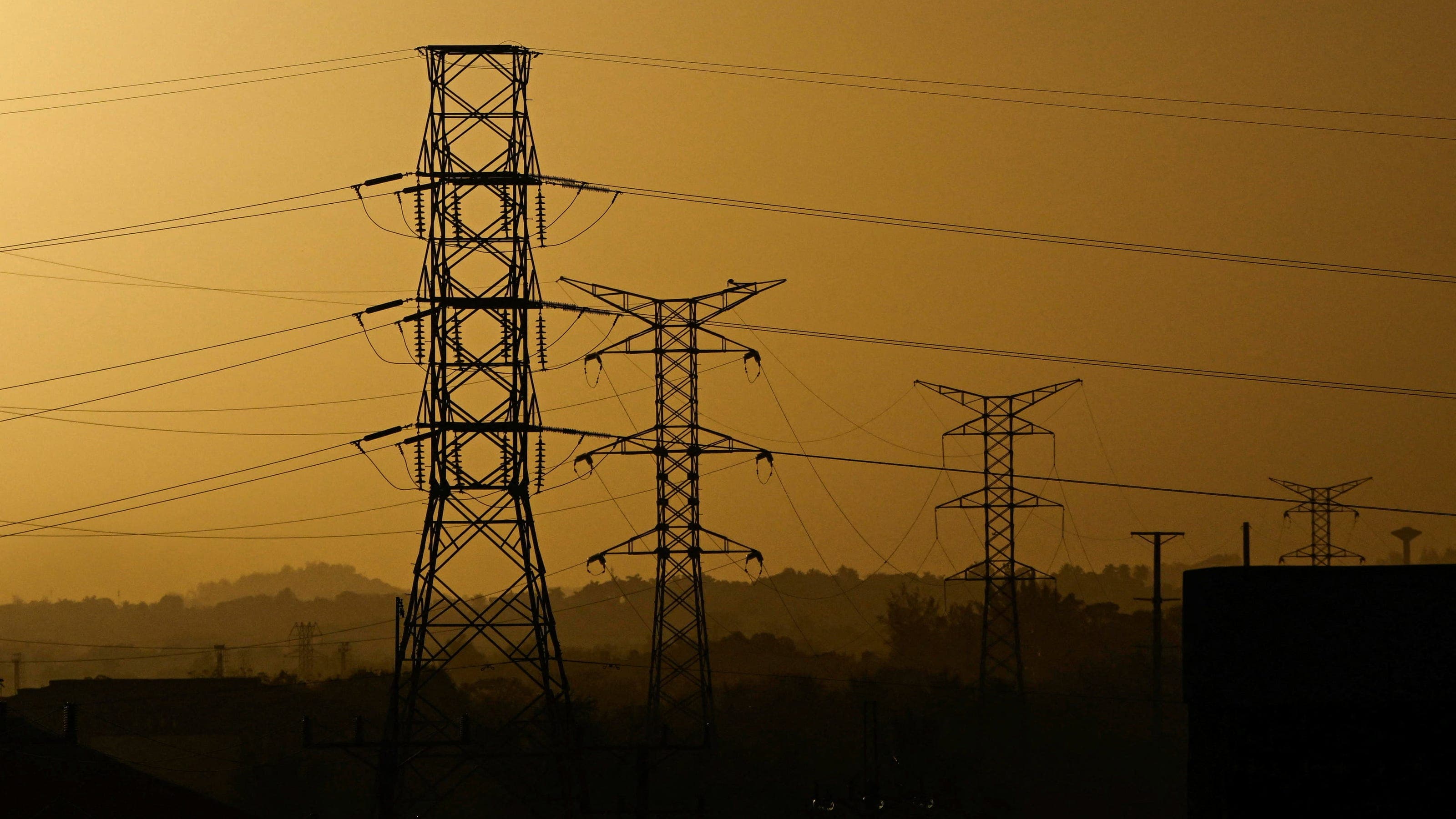 Cuba’s National Electric Grid Collapses, Leaving Millions Without Power Cuba’s National Electric Grid Collapses, Leaving Millions Without Power