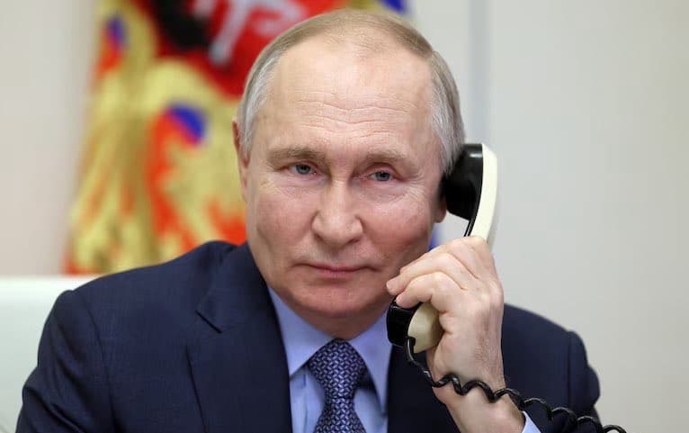 Putin Congratulates Americans on 250th Independence Anniversary Putin Congratulates Americans on 250th Independence Anniversary