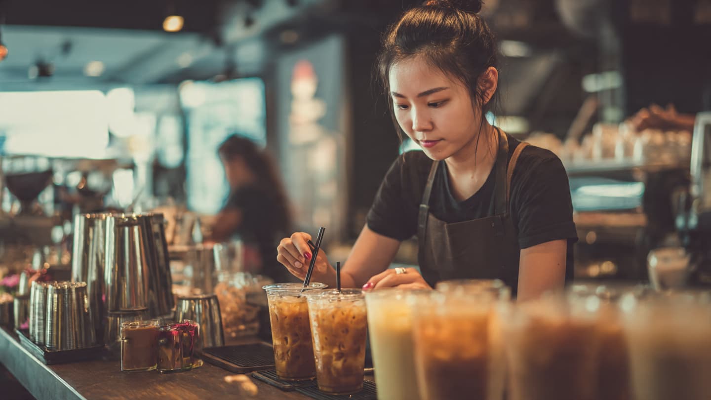 Beneath Bangkok Café Lights, Thailand’s Coffee Chains Quietly Begin Reducing Familiar Sweetness Levels Nationwide Today Beneath Bangkok Café Lights, Thailand’s Coffee Chains Quietly Begin Reducing Familiar Sweetness Levels Nationwide Today