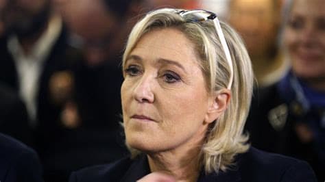 French Far-Right Leader Marine Le Pen Threatens to Cut Support for Ukraine if Elected French Far-Right Leader Marine Le Pen Threatens to Cut Support for Ukraine if Elected
