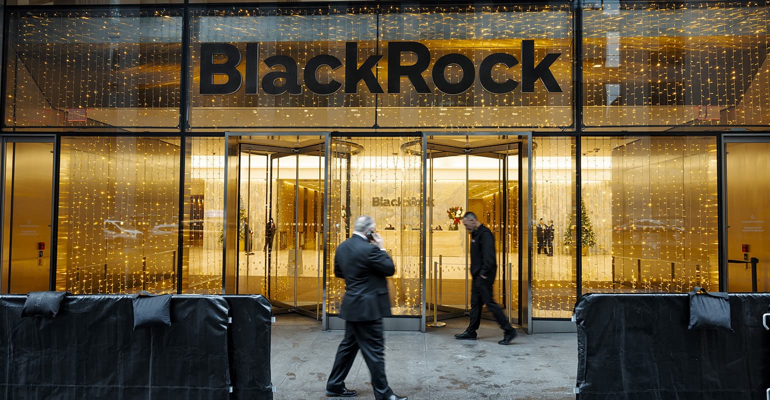 BlackRock's Fink Drops Bombshell: Tokenization Era Explodes—Every Asset from Stocks to Skyscrapers Going Blockchain! BlackRock's Fink Drops Bombshell: Tokenization Era Explodes—Every Asset from Stocks to Skyscrapers Going Blockchain!