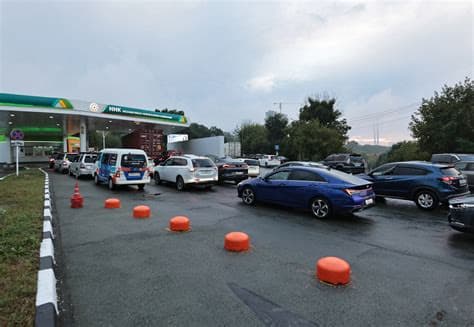 Second Wave of Fuel Shortages Sweeps Across Russia’s Gas Stations Second Wave of Fuel Shortages Sweeps Across Russia’s Gas Stations