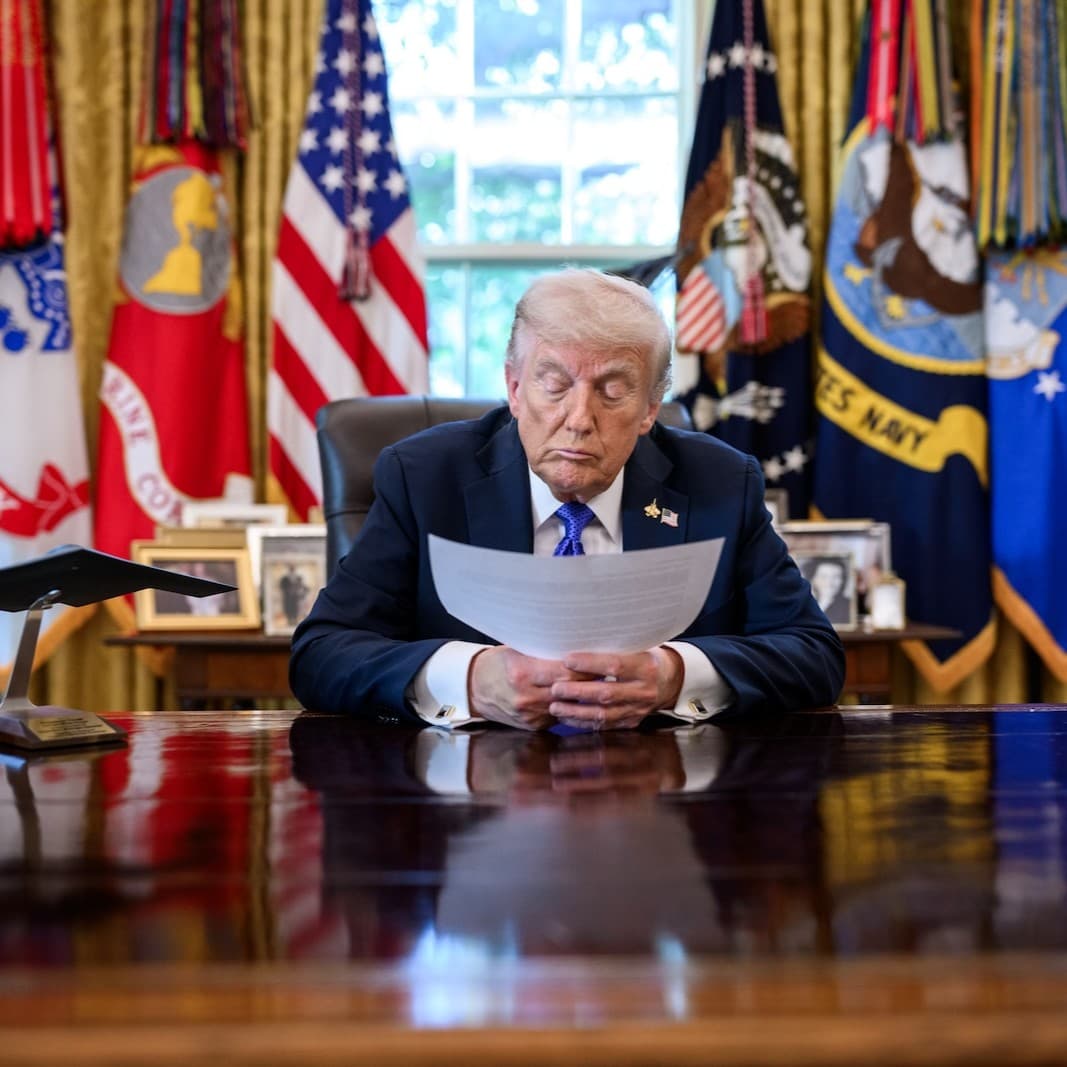 Trump Meets Senators to Push Resolution on CLARITY Act Crypto Ethics Debate Trump Meets Senators to Push Resolution on CLARITY Act Crypto Ethics Debate